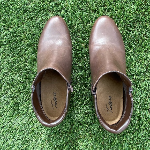 TROTTERS Womens Major Round Toe Block Heel Leather Booties Brown 10.5 M - Picture 3 of 10